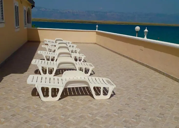 Borovec Апартаменты *