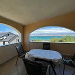 Borovec Apartman Vir