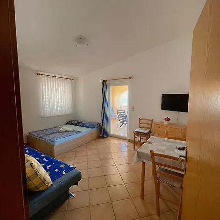 Apartman Borovec *