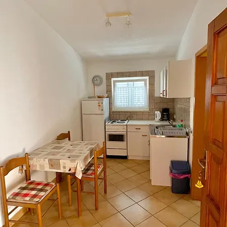 Borovec Apartment Vir