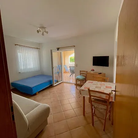 דירה Borovec
